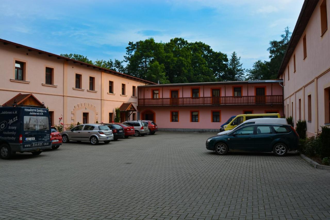 Penzion U Parku Румбурк Екстер'єр фото